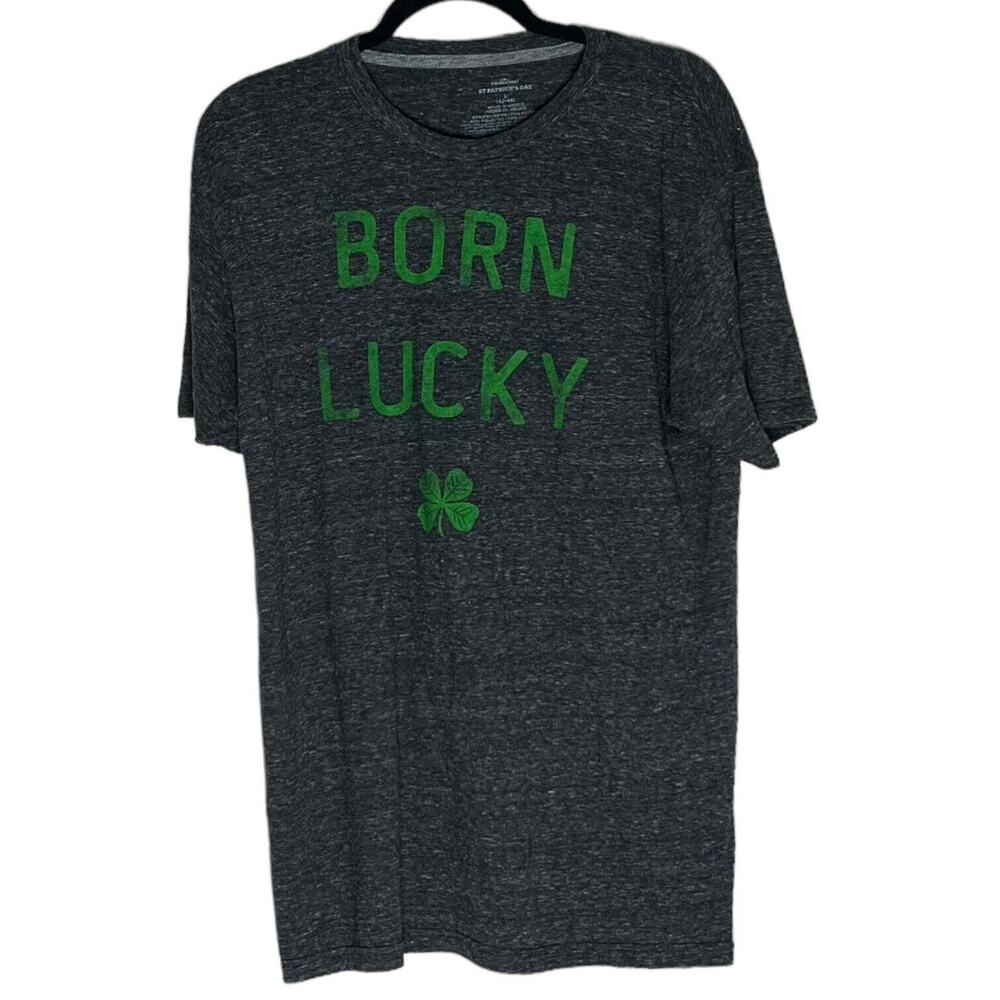 St. Patrick’s Day Born Lucky T-Shirt Gray Size Large